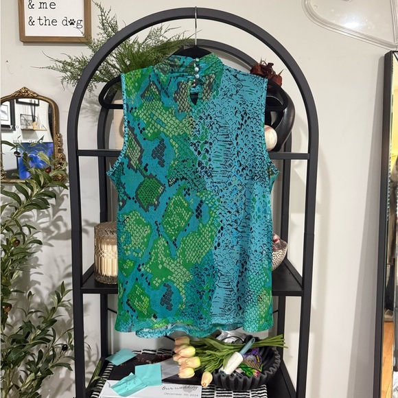 Joie Vibrant Green and Blue Blouse size large snake print - Picture 4 of 6